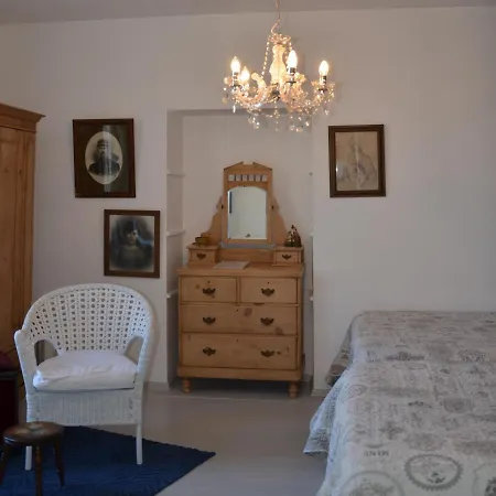 فندق مبيت وإفطار Chez Madeleine Saint-Colomb-de-Lauzun