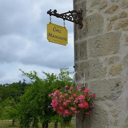 Chez Madeleine ベッド・アンド・ブレックファスト Saint-Colomb-de-Lauzun