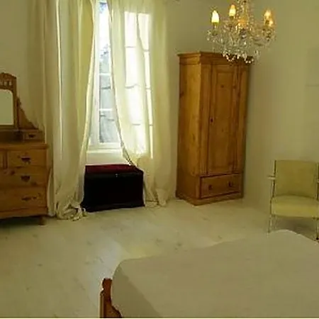 Chez Madeleine 3* Saint-Colomb-de-Lauzun