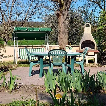 Bed & Breakfast Chez Madeleine 3*