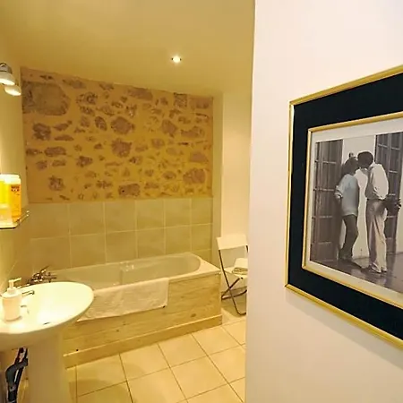 Chez Madeleine Bed & Breakfast Saint-Colomb-de-Lauzun