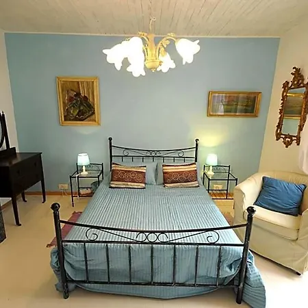 Chez Madeleine Bed & Breakfast