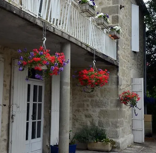 Couette-café Chez Madeleine 3*