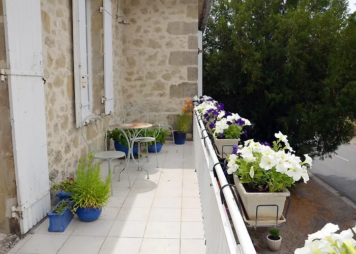 Chez Madeleine Saint-Colomb-de-Lauzun