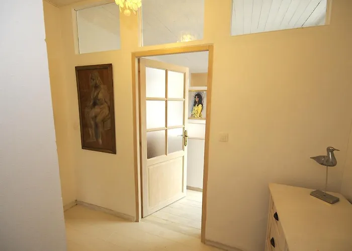 Alojamento de Acomodação e Pequeno-almoço Chez Madeleine